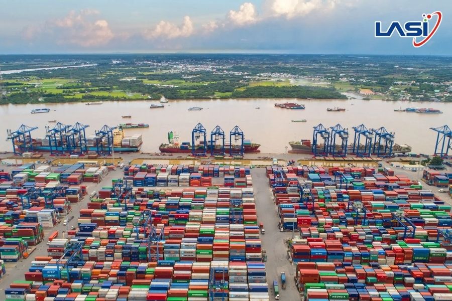 Mô Hình Cảng Xanh - Hướng Đi Bền Vững Cho Cảng Biển Việt Nam