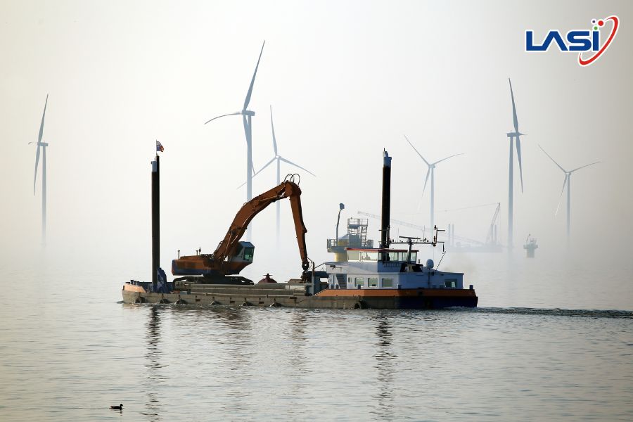 Khảo Sát Điện Gió Ngoài Khơi Và Những Lưu Ý Đối Với Nhà Đầu Tư